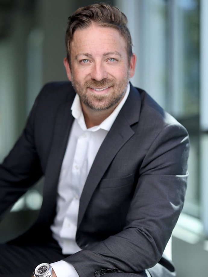 Adrian Langereis — Managing Broker